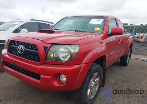 2011 Toyota Tacoma Base V6 из США, поврежденный, VIN 5TFUU4EN6BX009233